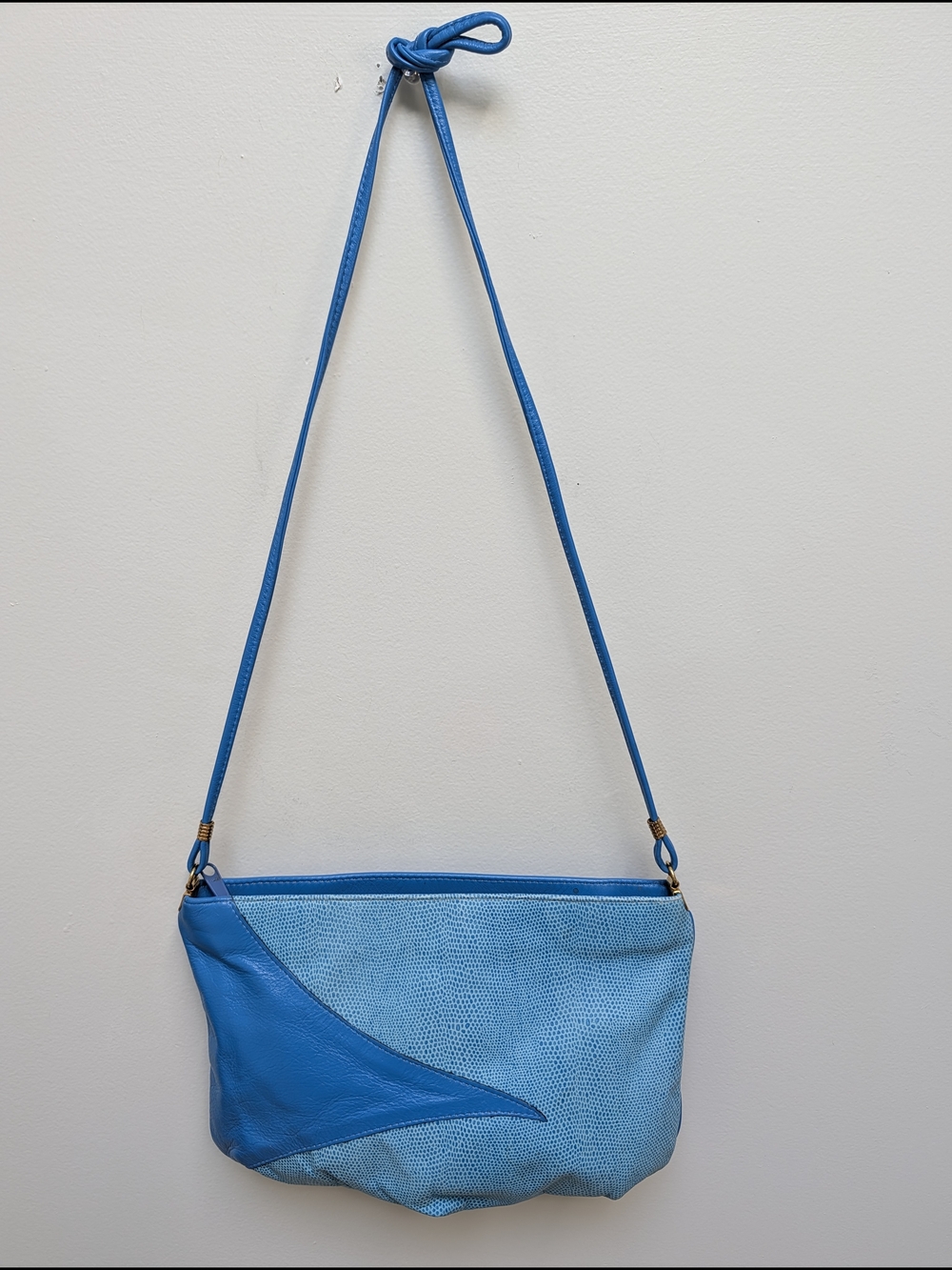 Vintage 1980s Genuine Leather Blue Textured Shoulder Bag Purse